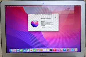MacBook Air (13-inch, 2017): 2.2 GHz i7, 8GB RAM, 512GB SSD & 2 Chargers - Picture 1 of 11