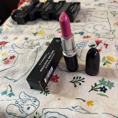 MAC METALLIC LIPSTICK - IONIZED IRIS (A37) - New In Box Full Size - Image 1 of 4
