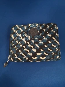 Kipling Women's Medium Wallet In Good Condition With Zip Coin Section - Picture 1 of 6