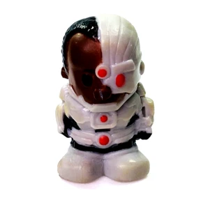 DC Comics Ooshies Series 1 Cyborg 1.5" Figure Cake Pencil Topper - Picture 1 of 4