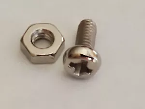 100 Stck. M2,0 x 4,5 mm Edelstahl Pfannenkopf Kreuzschlitzschrauben und Sechskantmuttern - Bild 1 von 5