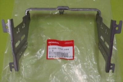 HONDA FIT GE6 BRACKET RADIO 77255-TF0-000 ALSO FOR HONDA JAZZ SINGAPORE & ASIA - Image 1 of 4