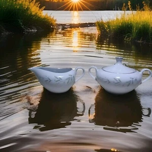 ST. REGIS 101 Japón Crema Fina China y Azúcarero con Juego de Tapa  - Imagen 1 de 7