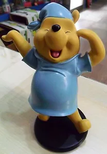 Statua in resina WINNIE THE POOH con camicia da notte e berretto - cm 10x19 - Imagen 1 de 5