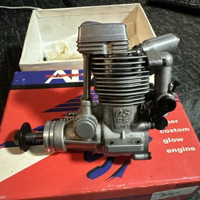 OS Surpass FS40 Viertakt RC Flugzeug Motor - Bild 1 von 4