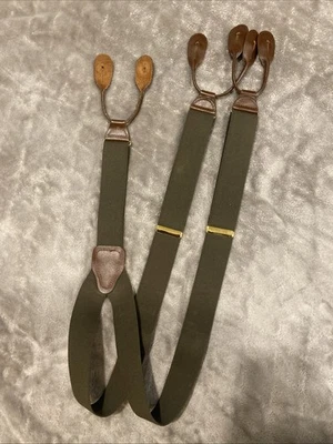 Tirantes elásticos CAS Germany para hombre con bucle de botón verde oscuro oliva con cuero Foto 1 de 4