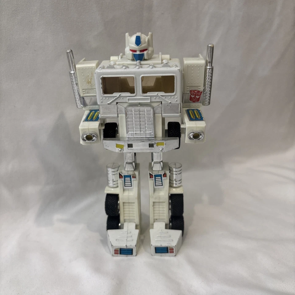 Transformers G1 Ultra Magnus Camión Cabina De Colección 1986 Original Autobot Hasbro Foto 1 de 4