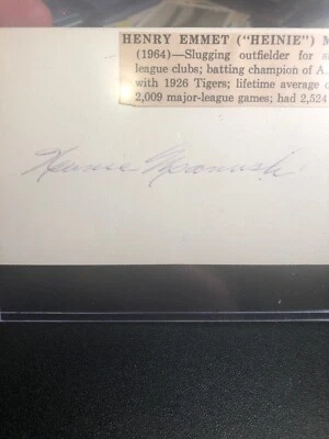HEINIE MANUSH SIGNED Index Card JSA Cert RARE Senators, Tigers HOF d. 1971 - Image 1 of 4