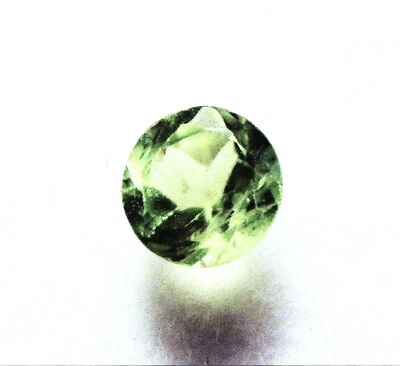 VERY NICE 4 mm ROUND CUT PERIDOT GEMSTONE AFRICA VS GRADE - Image 1 of 2