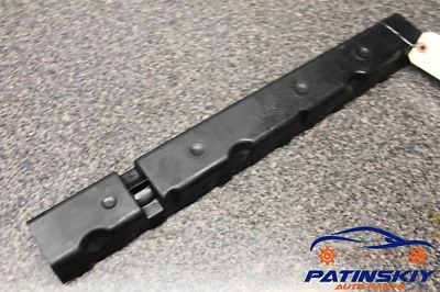 2004 BMW 325 CI CAMSHAFT CAM SHAFT COVER BAFFLE SHIELD OIL PLASTIC 325CI 04 - Image 1 of 4