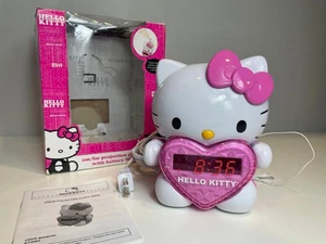 Radio orologio proiezione Hello Kitty AM/FM in scatola nuova aperta 2012 LEGGI - Foto 1 di 12