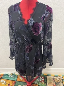 Mini Vestido Dee Elly Negro Terciopelo Burnout Estampado Floral Capricho Talla S - Imagen 1 de 7