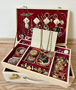 Großes Schmuck-Konvolut Silber Schmuck (800 - 925) & Modeschmuck & Schmuckkoffer - Bild 1 von 24