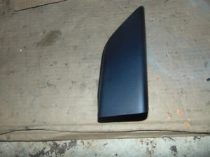 2004-2007 FORD Freestar PASSENGER Front Door Mirror Mount BOLT Cover Trim Black - Picture 1 of 2