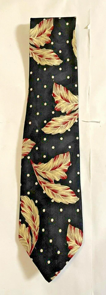 Vintage San Rafael Necktie 100% Silk Italy 56" X 3.75" Excellent Condition - Image 1 of 3