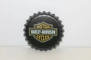 HDBC2 Harley-Davidson Metal Bottle Top New 11 cm in Dia. - Foto 1 di 3