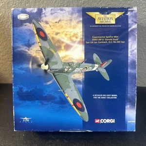 CORGI Aviation Supermarine Spitfire MkV 'Donald Duck' No 303 Sqn AA31903 - Picture 1 of 13