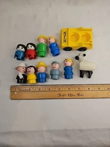 Vintage Collectible 1970s Fisher Price Little People 11pcs Taxi Sheep Kids - Picture 1 of 4