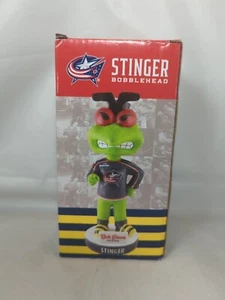 CHAQUETAS AZULES NHL COLUMBUS MASCOTA STINGER BOBBLEHEAD NIÑOS SOLO SGA 2/25/23 - Imagen 1 de 2