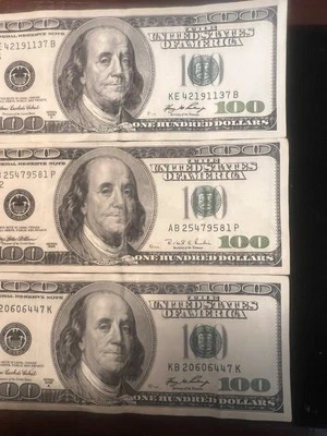 100 dollars bills - Image 1 of 4