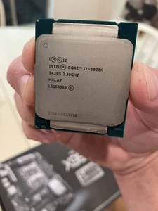 Intel Core i7-5820K Haswell-E 6-Core 3.3 GHz LGA 2011-v3 140W Desktop Processor - Picture 1 of 2