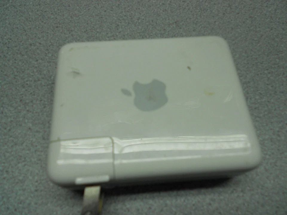 Apple AirPort Express 802.11n Wi-Fi Base Station Model A1264 - Image 1 of 1