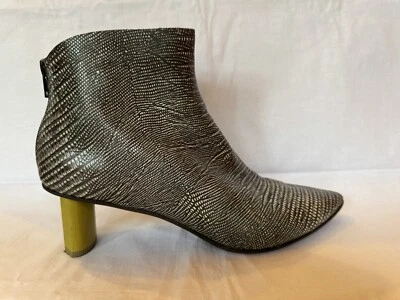 Coclico "Whip" ankle boots 41 10 black white embossed lizard print sculpted heel - Image 1 of 4
