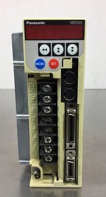 Panasonic MSS083A1XPA3 Posição Drive Out: 750W 3Ph 4.3A 0-200Hz 116V~ 1B - Imagem 1 de 4