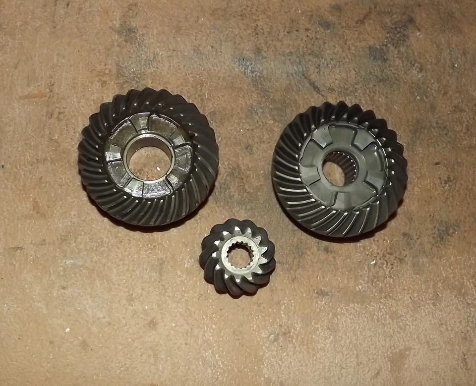 Nissan Tohatsu 90 HP TLDI Gear set PN 3D8640100,3T1640930,3B7640200 - Image 1 of 4