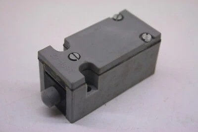 Endschalter Endlagenschalter KU1-St Bernstein Stöckel System Robotron DDR - Bild 1 von 4