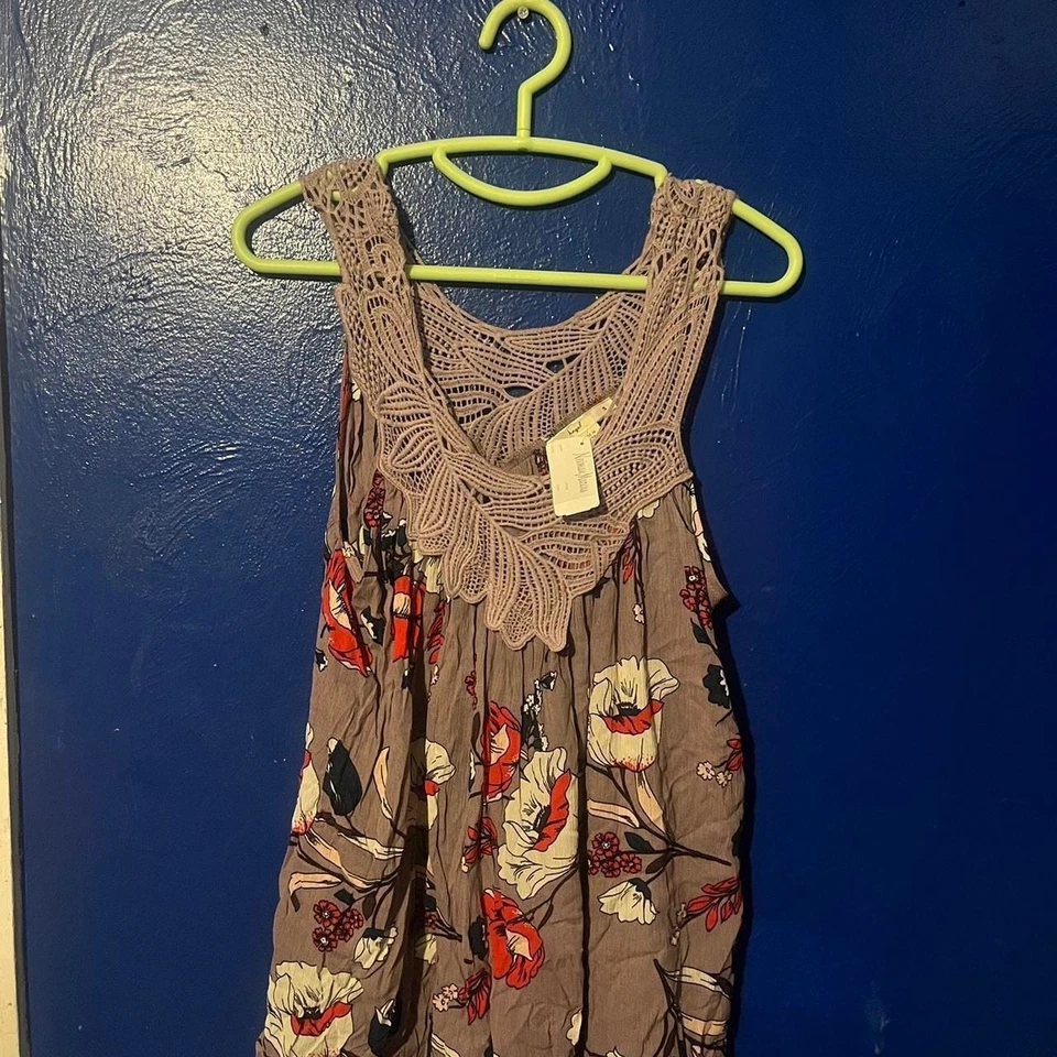 Maxi Vestido Anthropologie Paradiso Koi Pez Bordado Foto 1 de 3