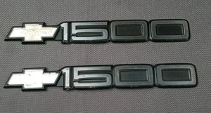 1988-98 Chevy GMC OBS Truck 1500 Door Side Emblem Logo Badge Driver Pass GMT400 - Picture 1 of 15
