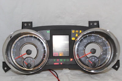 Cuadro de instrumentos velocímetro Chrysler Town & Country 2014 medidores 155.544 millas Foto 1 de 3