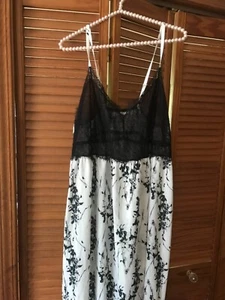 CACIQUE HIGH/LOW NIGHTGOWN. WHITE & BLACK. LACE, SEXY. NEW (OTHER). 18-20. - Picture 1 of 8