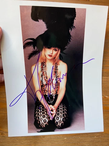 Madonna * HAND SIGNED AUTOGRAPH * 8x10 inch photo with Certification Cover