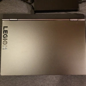 Lenovo Legion Y740 Gaming Laptop (RTX 2070 Max-Q, i7-9750H) - Zdjęcie 1 z 9