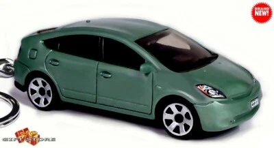 🎁🎁RARE KEYCHAIN GREEN TOYOTA PRIUS HYBRID CUSTOM Ltd Ed GREAT GIFT NOVELTY🎁🎁 - Image 1 of 4