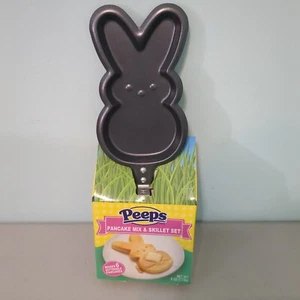 PENTOLA PADELLA E PANCAKE MARSHMALLOW PEEPS CONIGLIETTO PASQUALE A FORMA DI CONIGLIO - Foto 1 di 3