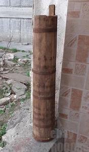 32" Antique Wooden Butter Churn, bucket, 5 Iron Bands, 19thC, old long oversized - Picture 1 of 13