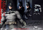 HOTTOYS VGM18 Batman: Arkham City 1/6 Batman Figure Collectible INSTOCK