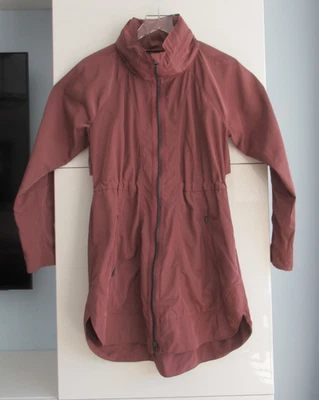 Chaqueta de lluvia larga Athleta Drip Drop para mujer S resistente al agua cremallera completa ventilada Foto 1 de 4