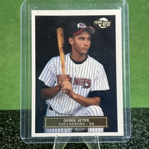 1992-93 Fleer Excel #210 Derek Jeter Minor League Pre-Rookie RC Greensboro CLEAN - Picture 1 of 2