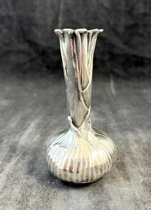 Jarrón Christofle Les Collections Historiques plateado con forma de cebolla 4,75 pulgadas - Imagen 1 de 6