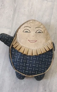 Humpty Dumpty Puppe Vinyl hausgemacht bestickt Gesicht gefüllt blaue Rüsche süß! - Bild 1 von 11