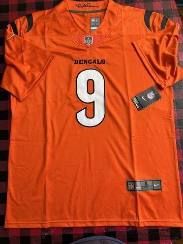 NFL Cincinnati Bengals Joe Burrow #9 Orange stitched Football Jersey Mens L NWT Cover
