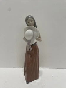 Lladro Porcelain Sculpture Bashful Girl with Hat 5007 1978 Retired Spain Mint - Picture 1 of 8