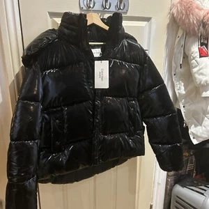 Calvin Klein Shiny Puffer size small - Picture 1 of 5