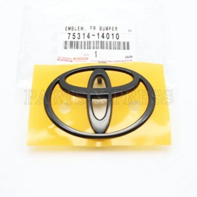 PARAGOLPES DELANTERO ORIGINAL TOYOTA SUPRA JZA80 1993-1998 INSIGNIA EMBLEMA OSCURO 75314-14010 Foto 1 de 4