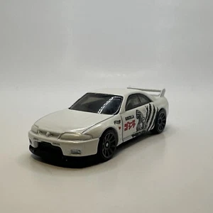 Hot Wheels Loose 2024 Godzilla Nissan Skyline GT-R R33 (BCNR33) 1/64 Import - Picture 1 of 4