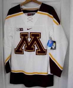 Neu mit Etikett authentisches Nike University of Minnesota Golden Gophers Hockey Trikot Größe S - Bild 1 von 15